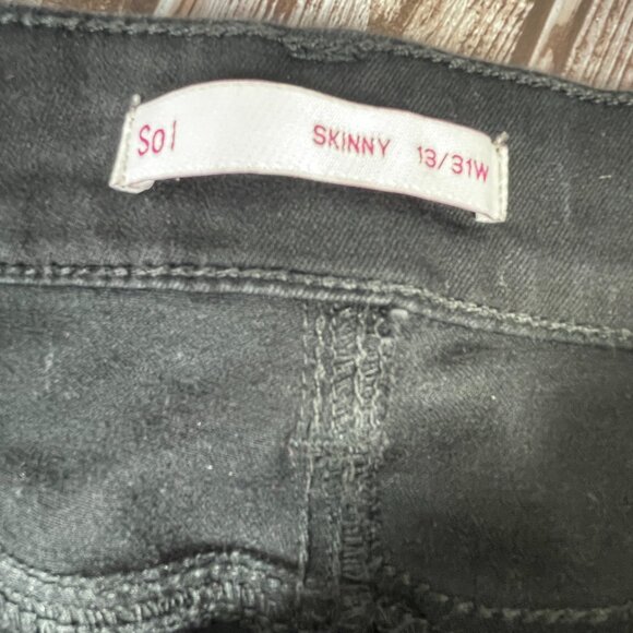 SO Women's Juniors 13 Waist 31 Black Distressed Stretch Skinny Pant Jeans EUC - Picture 5 of 7